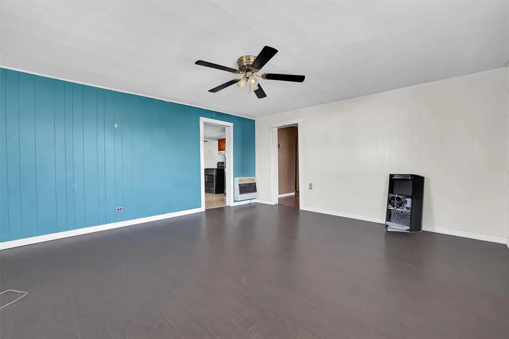 Photo 11 — 705 E Cleveland Street, Mangum, OK 73554