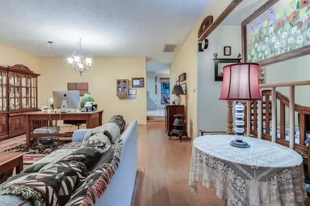 Photo 6 — 1421 Pheasant Run Court, Norman, OK 73072