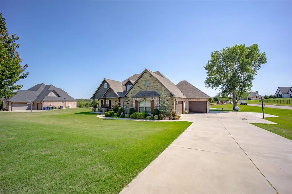 Photo 8 — 1626 High Ridge Drive, Blanchard, OK 73010