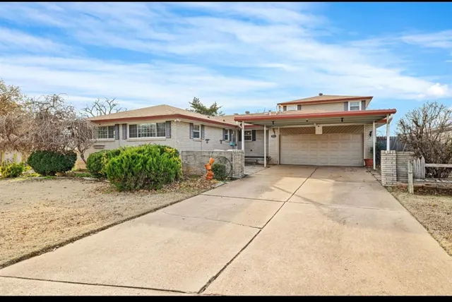 Photo 5 — 3211 Hilltop Road, Midwest City, OK 73110