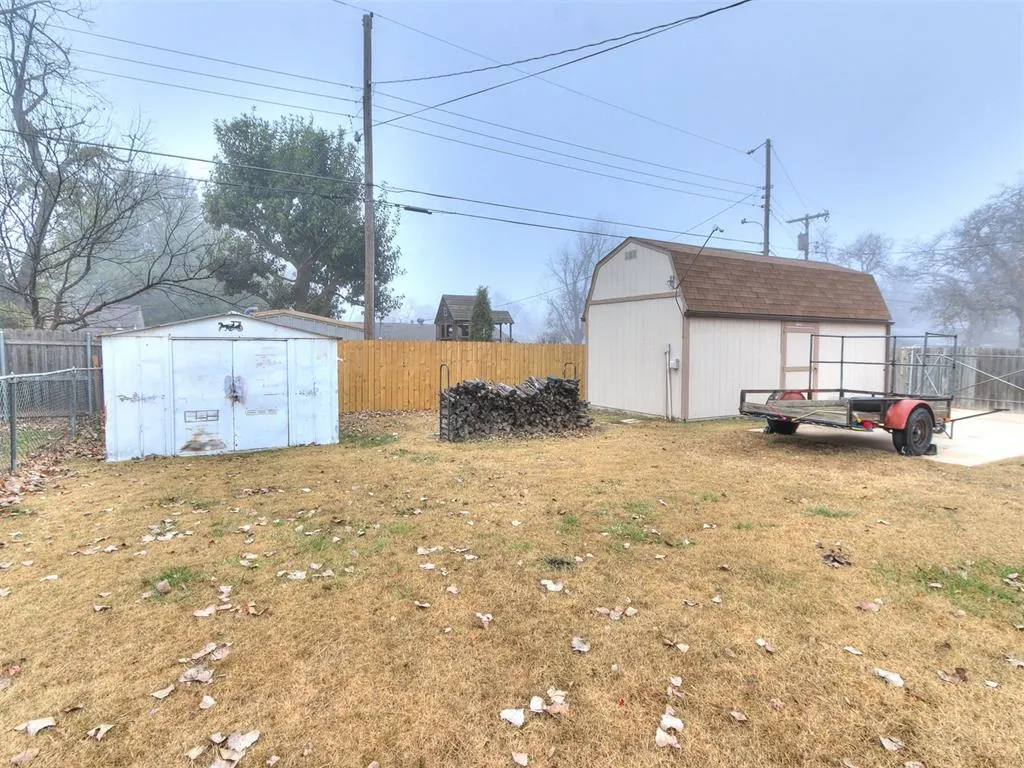 Photo 5 — 2625 N Hammond Avenue, Oklahoma City, OK 73127
