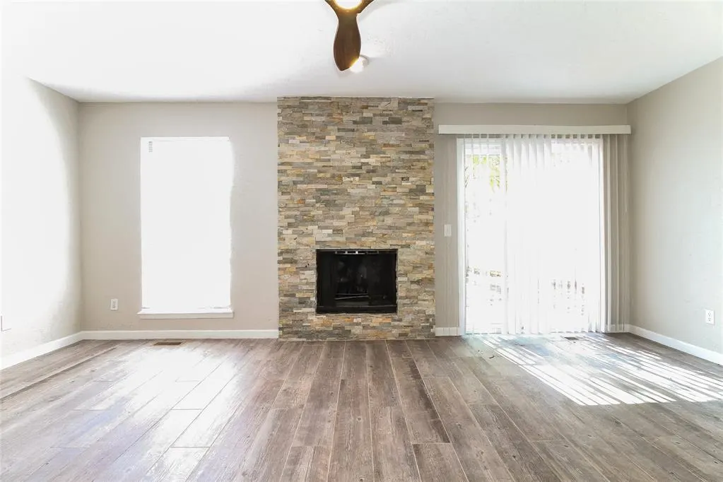 Photo 4 — 1102 Swan Lake Road, Edmond, OK 73003