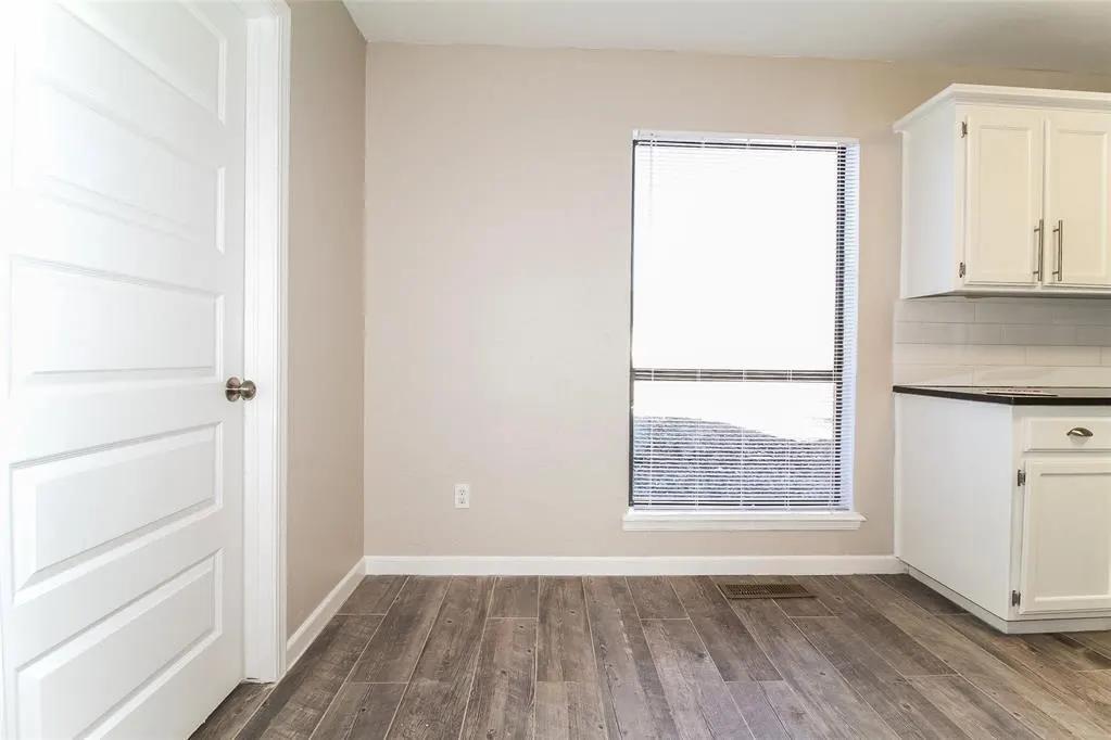 Photo 10 — 1102 Swan Lake Road, Edmond, OK 73003