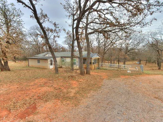 Photo 2 — 10600 Olive Way, Jones, OK 73049