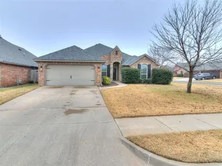 Sold home at 308 SW 171st Street