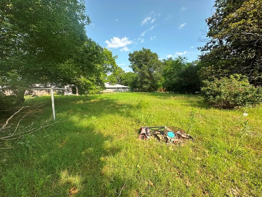 Photo 3 — 1912 US Highway 70a, Wilson, OK 73463