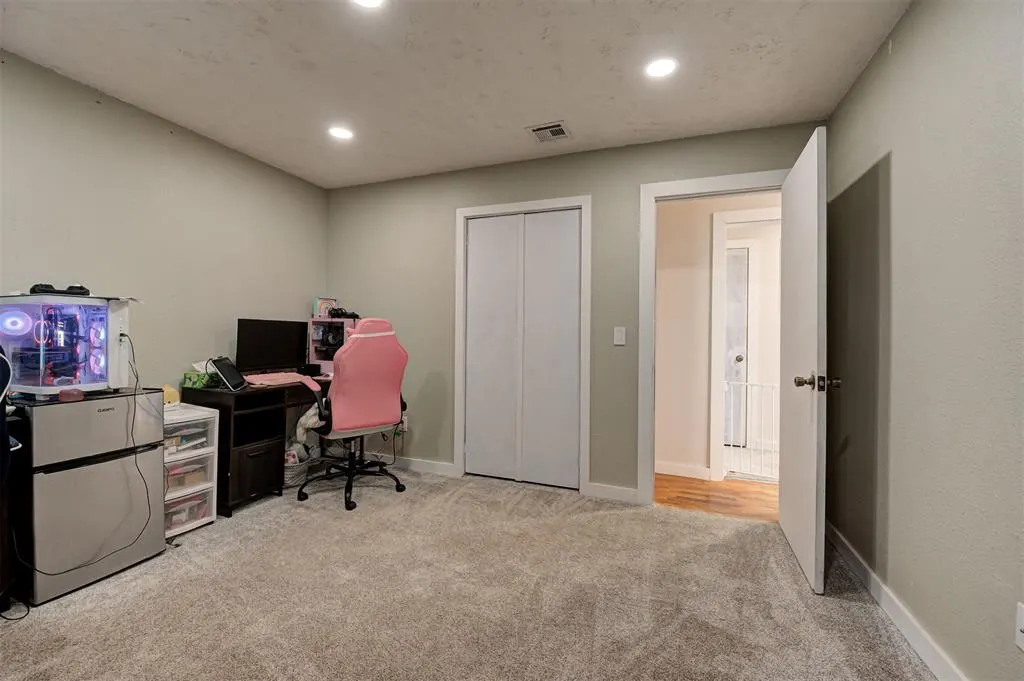 Photo 23 — 702 N 17th Street, Guthrie, OK 73044