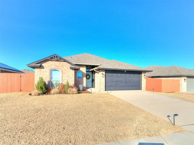 Photo 5 — 10505 Turtle Back Drive, Midwest City, OK 73130