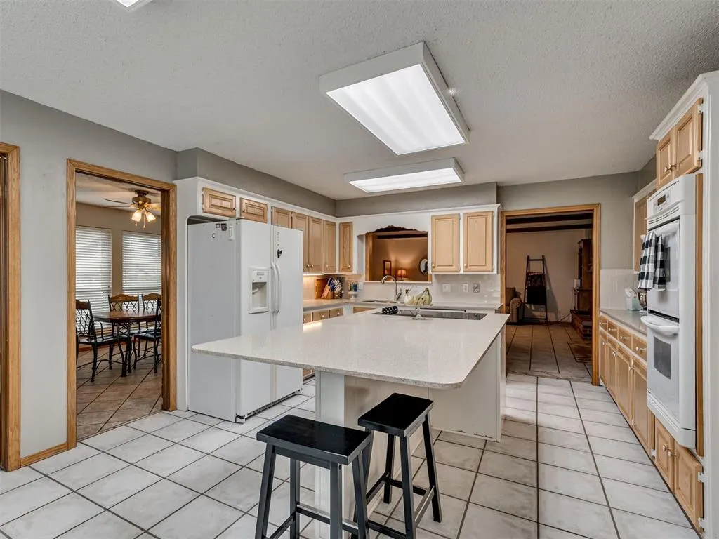 Photo 10 — 619 Hoehner Avenue, Okarche, OK 73762