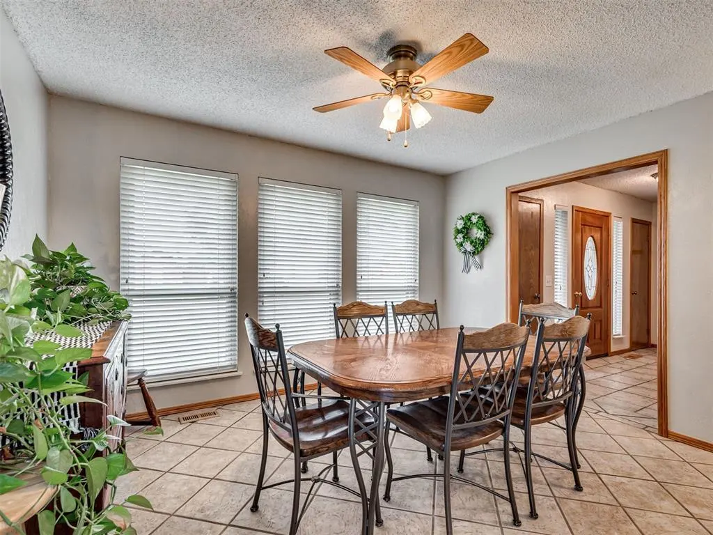 Photo 14 — 619 Hoehner Avenue, Okarche, OK 73762