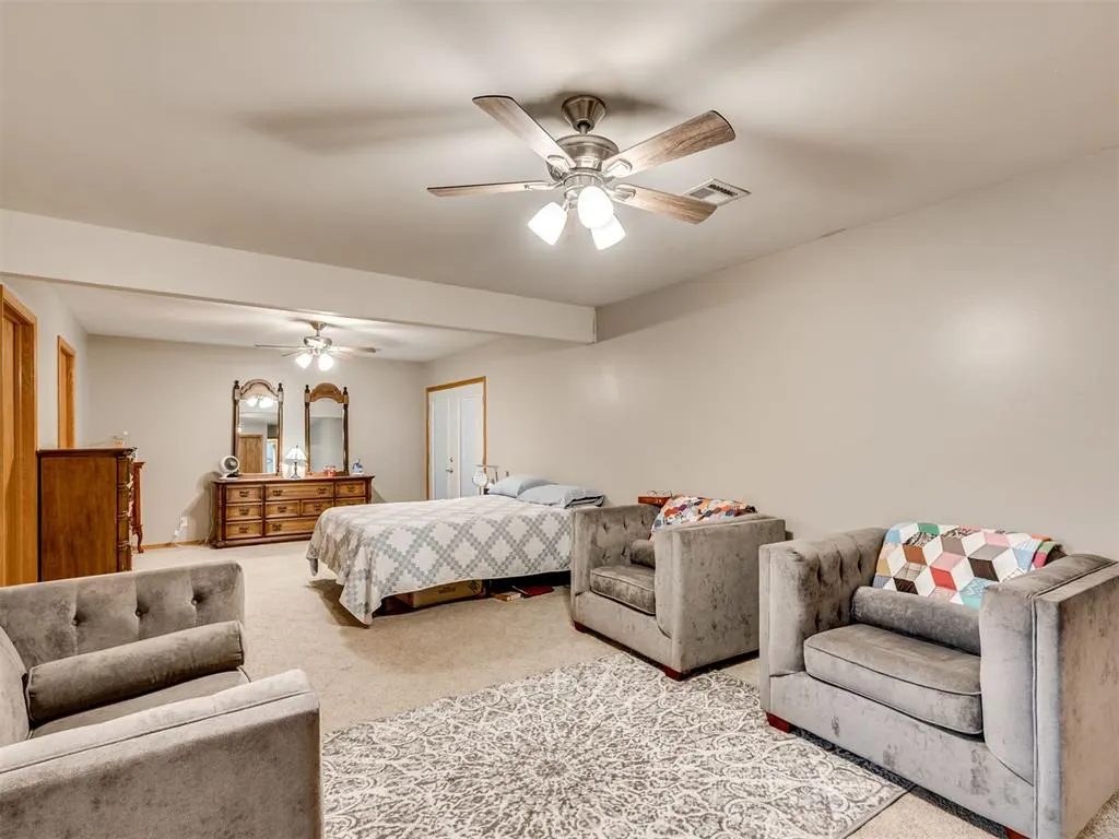 Photo 17 — 619 Hoehner Avenue, Okarche, OK 73762