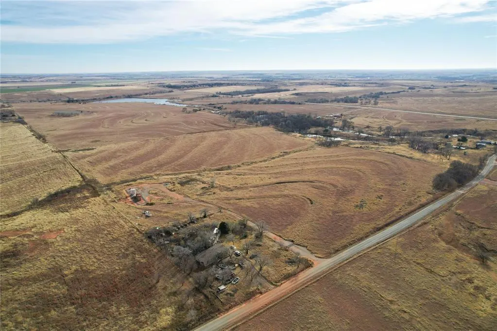 Photo 5 — N 2150 Road, Foss Lake, OK 73647