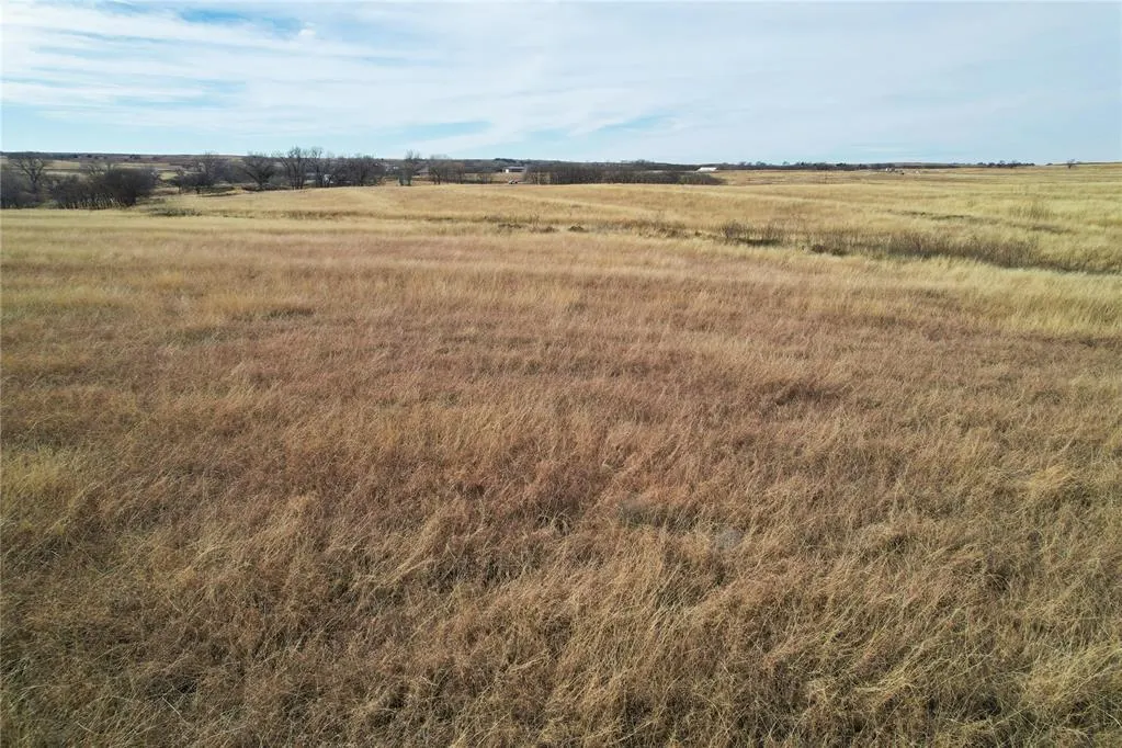 Photo 20 — N 2150 Road, Foss Lake, OK 73647