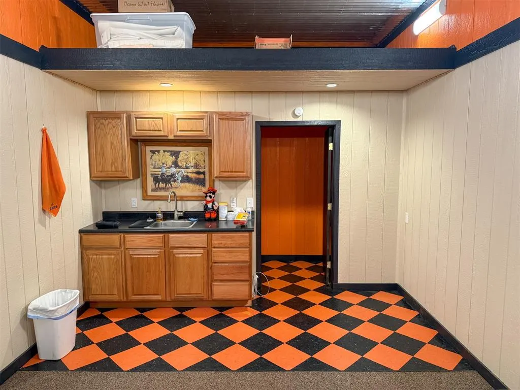 Photo 36 — 8020 County Road 1110, Lookeba, OK 73053