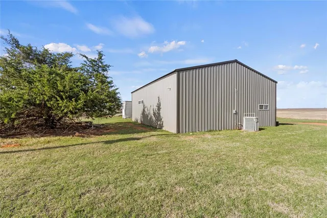 Photo 6 — 8020 County Road 1110, Lookeba, OK 73053