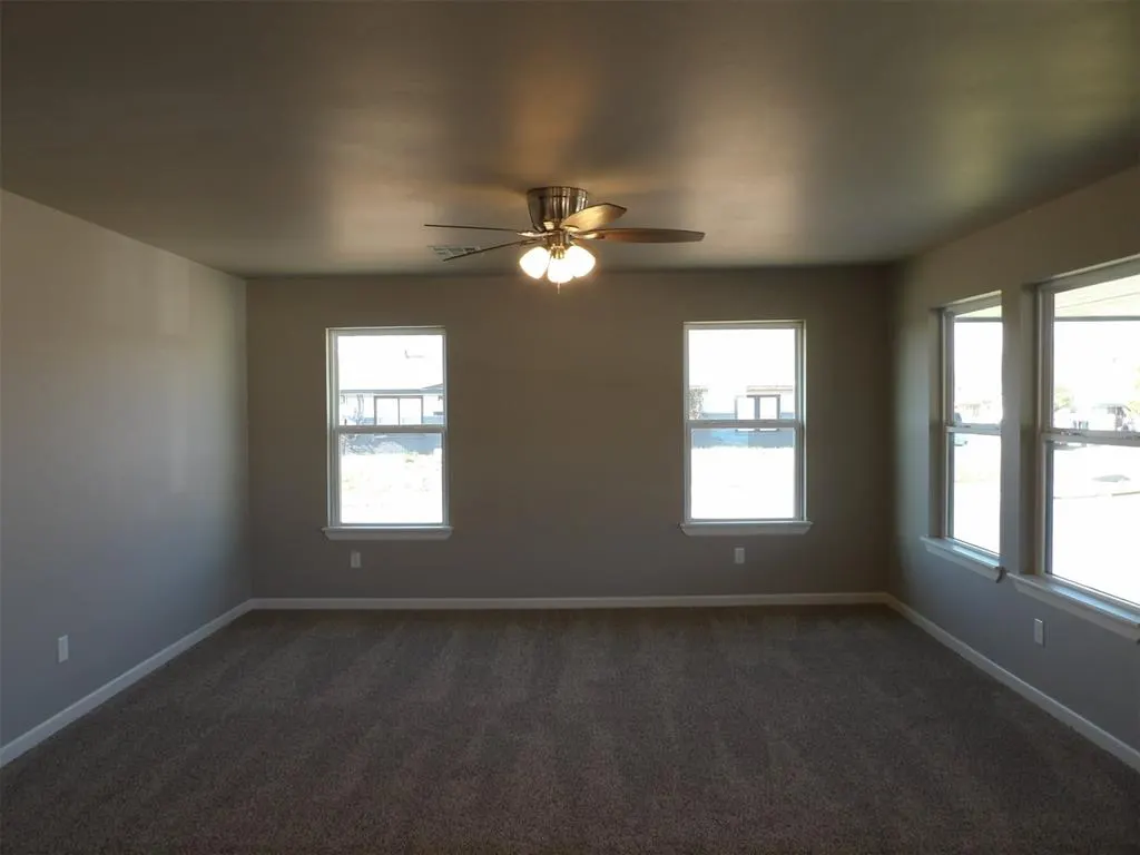 Photo 3 — 1436 NE 12th Street, Oklahoma City, OK 73117
