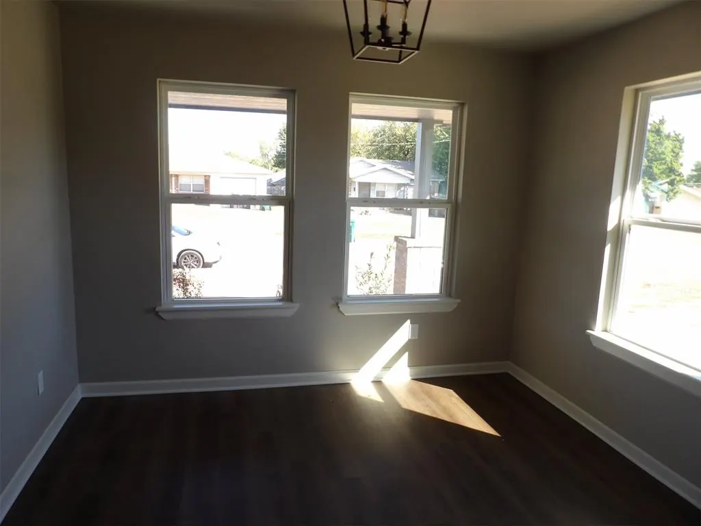Photo 6 — 1436 NE 12th Street, Oklahoma City, OK 73117