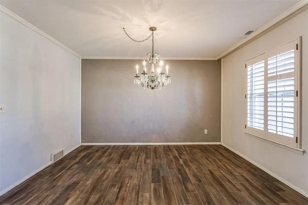 Photo 7 — 3000 Pelham Drive, Oklahoma City, OK 73120
