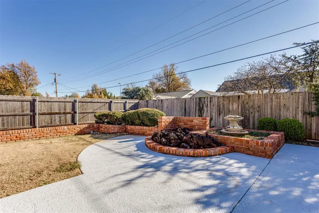 Photo 37 — 3000 Pelham Drive, Oklahoma City, OK 73120
