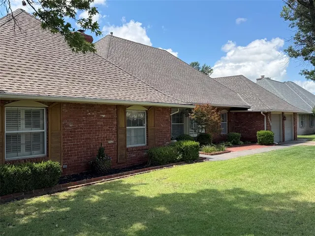 Photo 2 — 3000 Pelham Drive, Oklahoma City, OK 73120