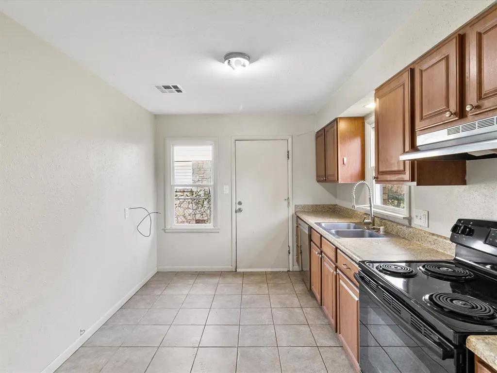 Photo 6 — 3309 SE 20th Street, Del City, OK 73115