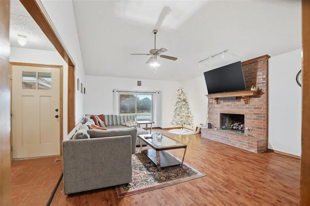 Photo 4 — 6109 Westpark Drive, Oklahoma City, OK 73142