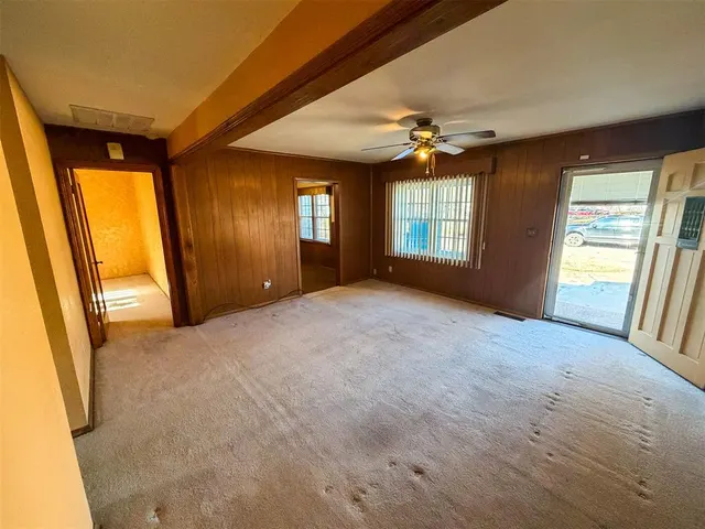 Photo 3 — 349 E Olive Avenue, Enid, OK 73701