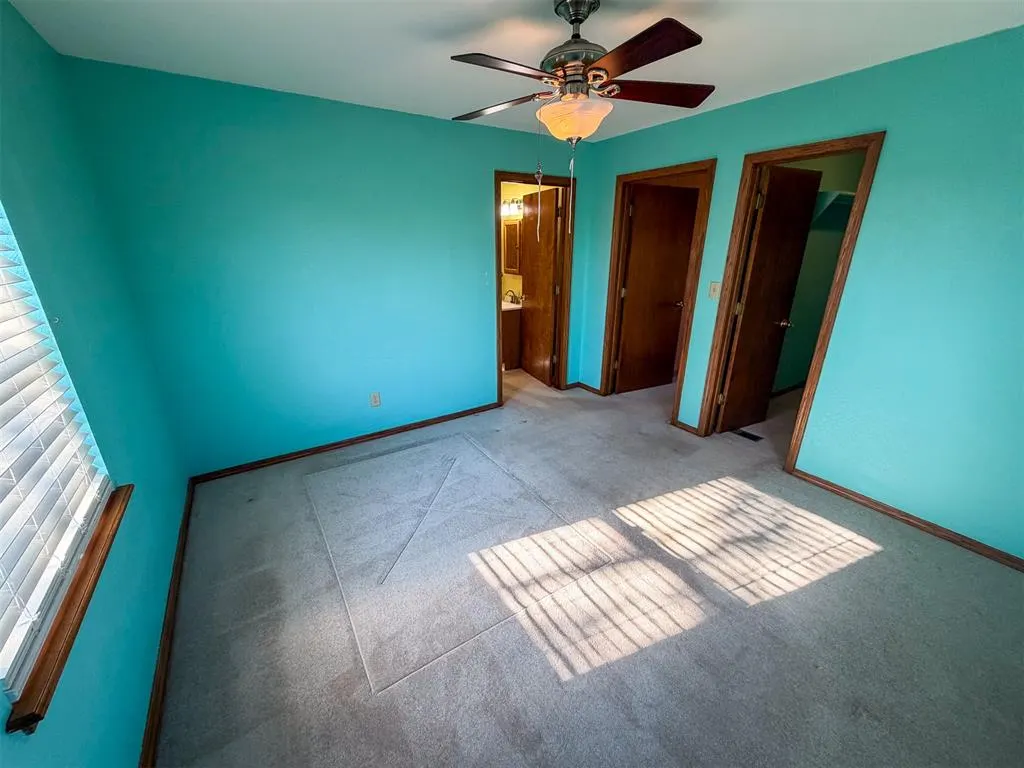 Photo 12 — 349 E Olive Avenue, Enid, OK 73701