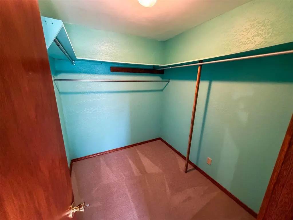 Photo 13 — 349 E Olive Avenue, Enid, OK 73701