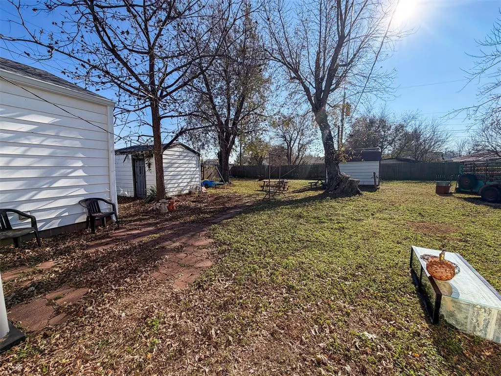 Photo 28 — 349 E Olive Avenue, Enid, OK 73701