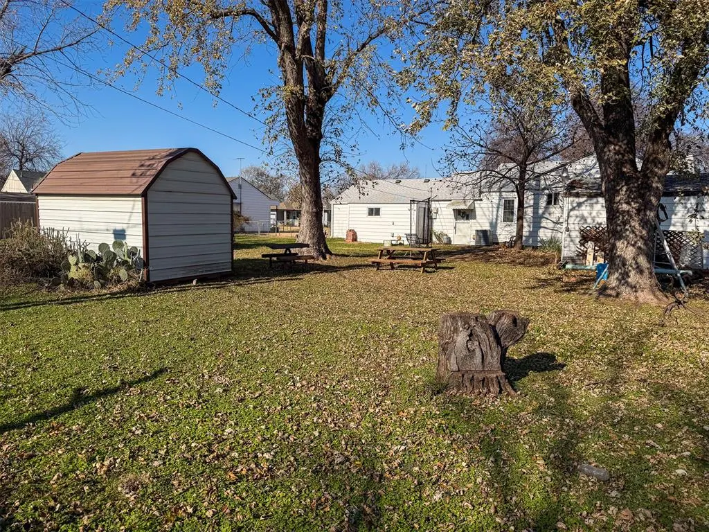 Photo 26 — 349 E Olive Avenue, Enid, OK 73701