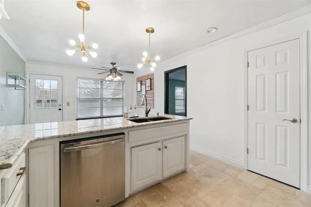 Photo 8 — 2332 NW 112th Terrace, Oklahoma City, OK 73120