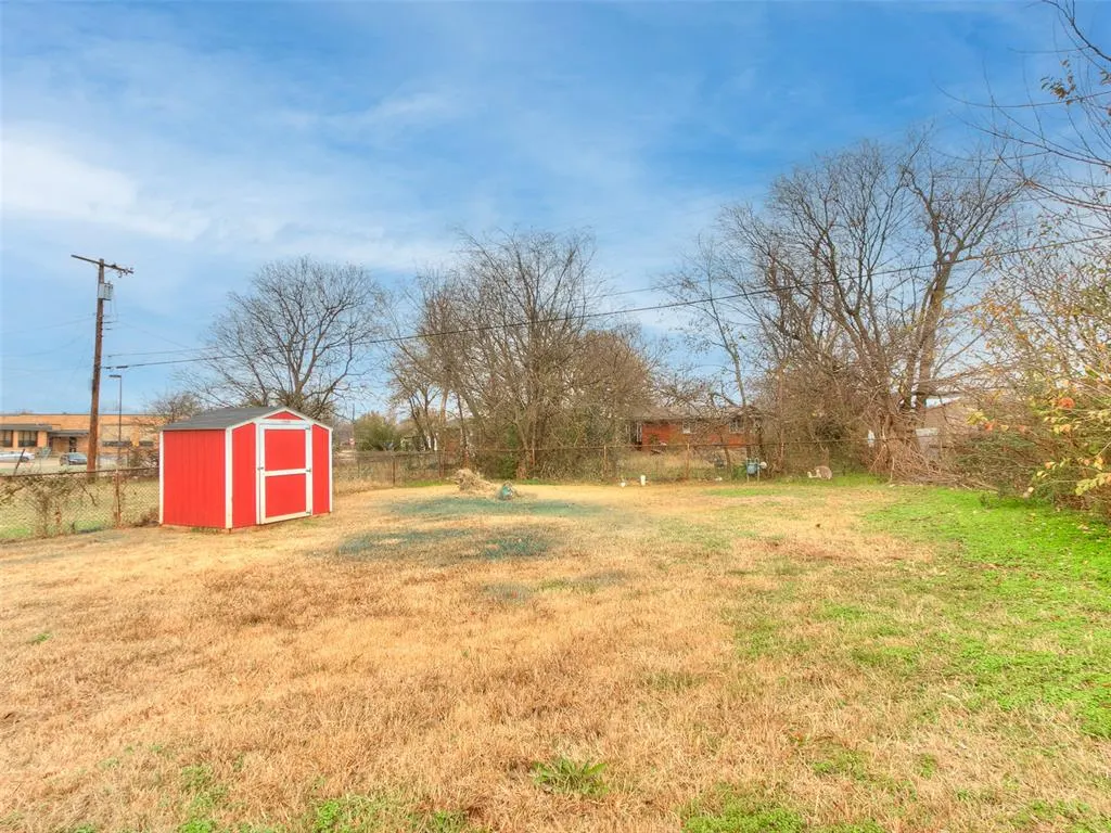 Photo 13 — 3905 Del Road, Del City, OK 73115