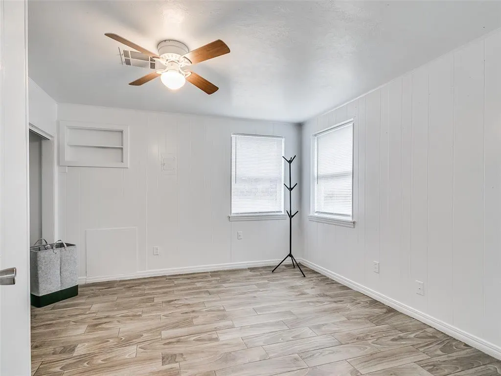 Photo 16 — 3905 Del Road, Del City, OK 73115