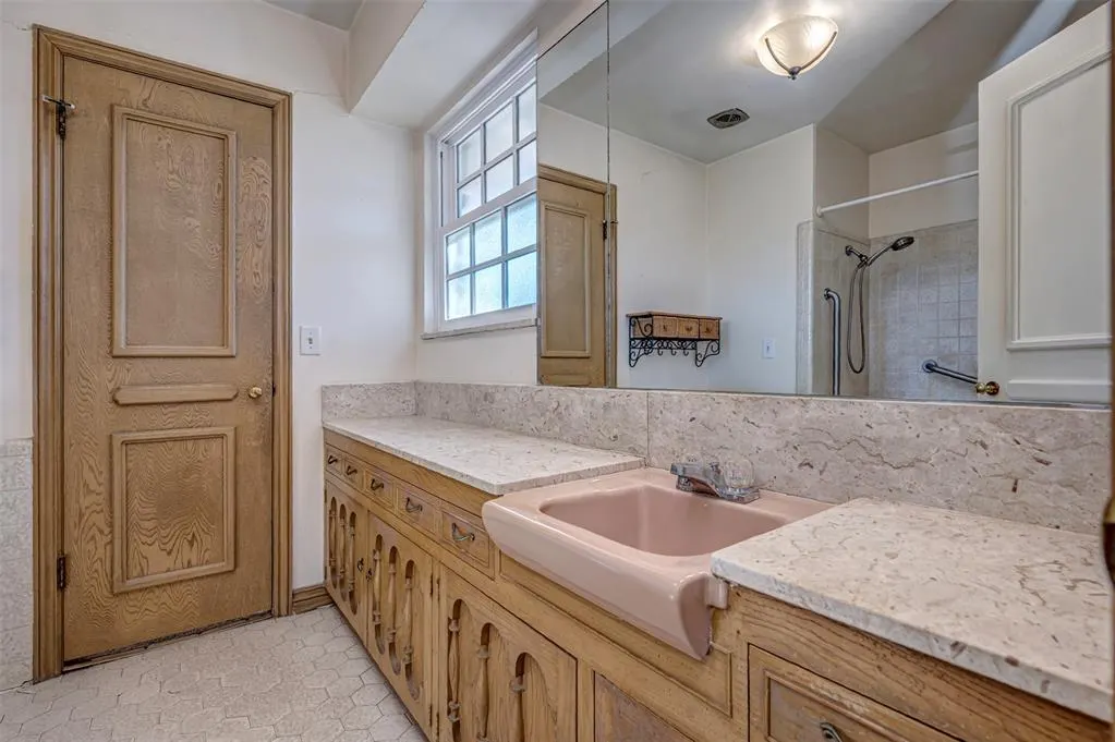Photo 37 — 2116 NW 59th Circle, Oklahoma City, OK 73112