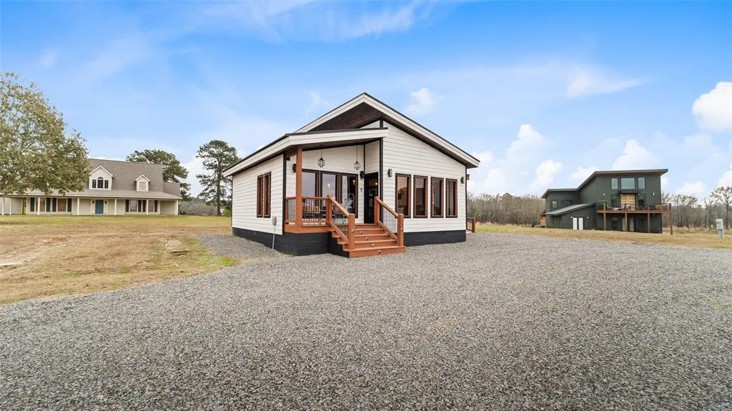 Photo 2 — 66 Hickory Springs Trail, Broken Bow, OK 74728