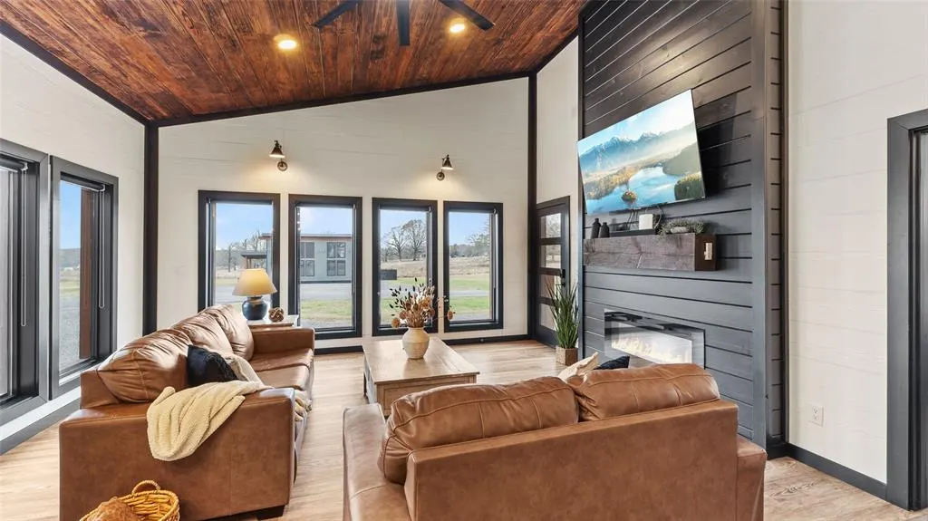 Photo 10 — 66 Hickory Springs Trail, Broken Bow, OK 74728