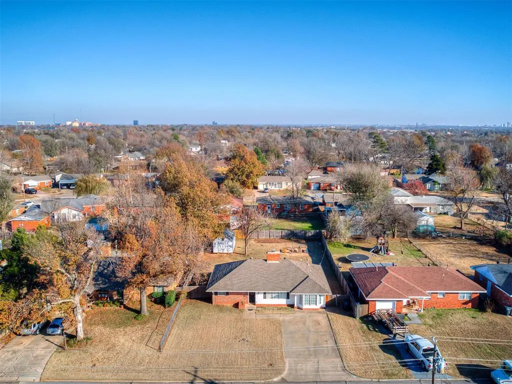 Photo 35 — 4312 N Grove Avenue, Warr Acres, OK 73122