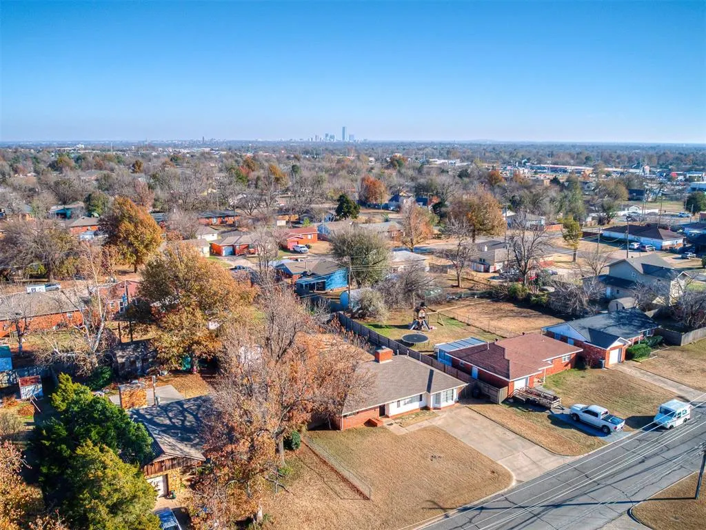 Photo 37 — 4312 N Grove Avenue, Warr Acres, OK 73122