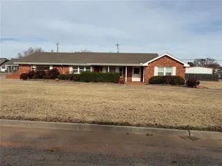 Sold home at 705 E Whitmer