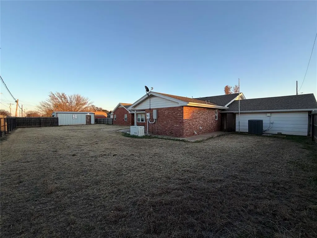 Photo 3 — 705 E Whitmer, Sentinel, OK 73664
