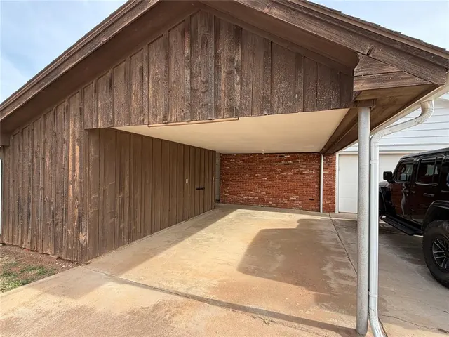 Photo 7 — 705 E Whitmer, Sentinel, OK 73664