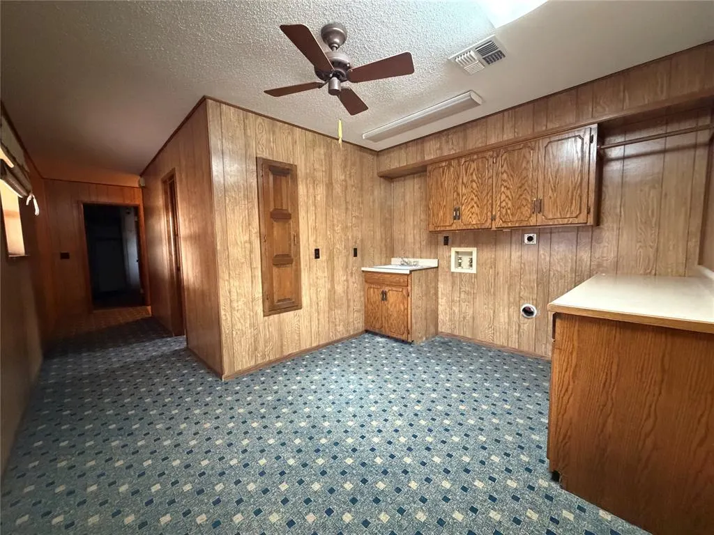 Photo 16 — 705 E Whitmer, Sentinel, OK 73664