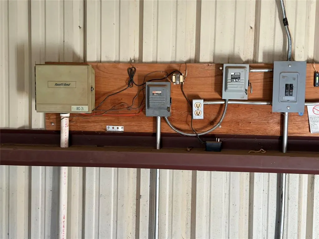 Photo 47 — 705 E Whitmer, Sentinel, OK 73664