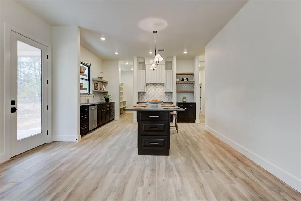 Photo 11 — 23550 N Harrah Road, Luther, OK 73054