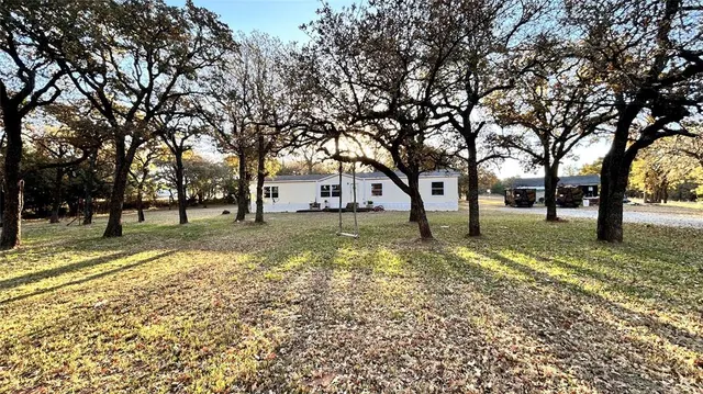 Photo 2 — 2361 County Road 1370, Blanchard, OK 73010