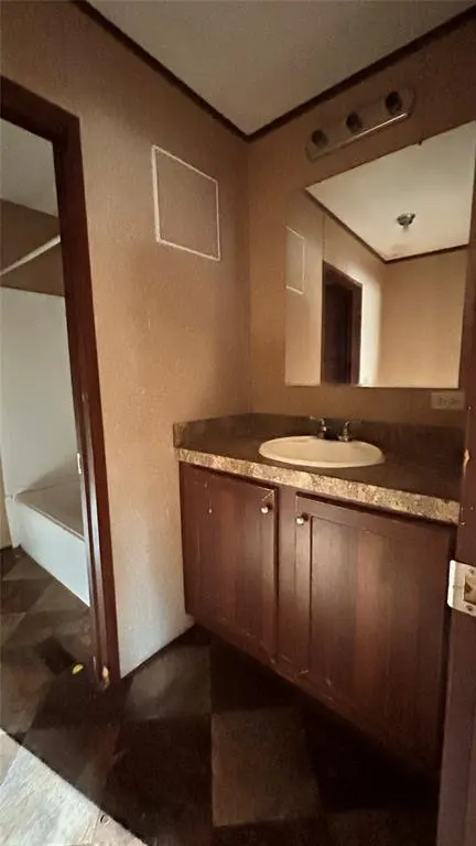 Photo 14 — 2361 County Road 1370, Blanchard, OK 73010