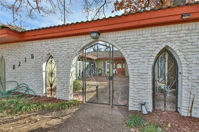 Photo 3 — 8216 Golden Oaks Road, Oklahoma City, OK 73127