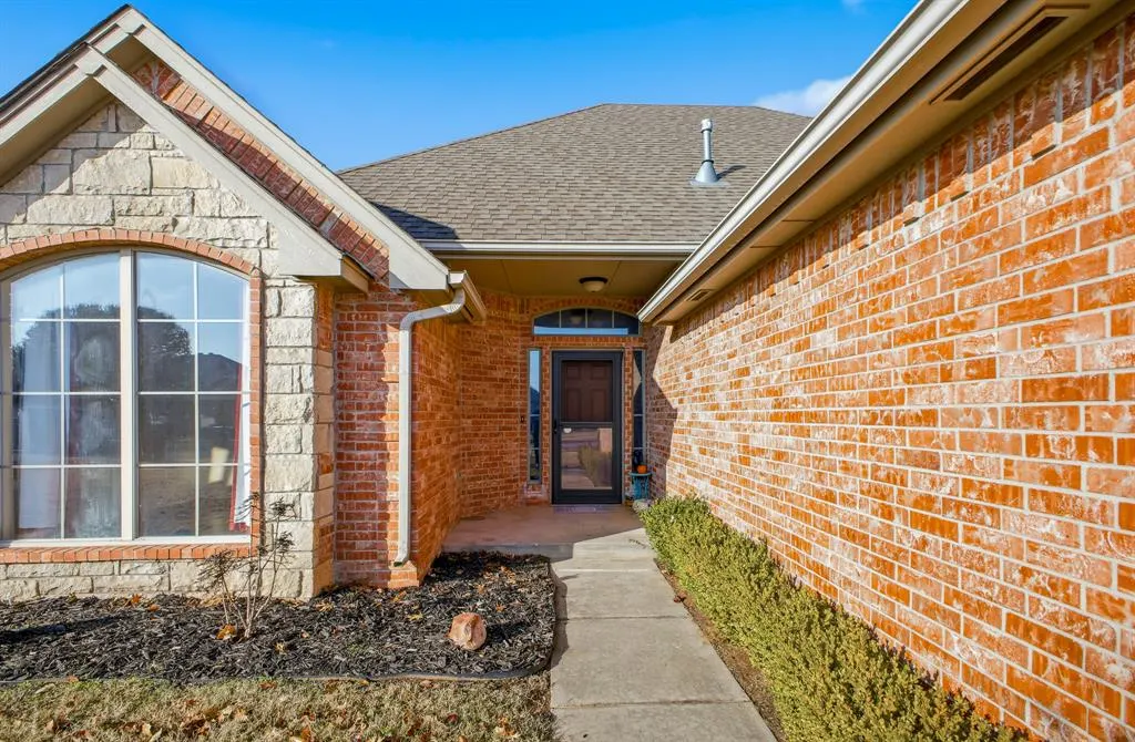 Photo 4 — 2001 Breakers West Boulevard, Oklahoma City, OK 73128