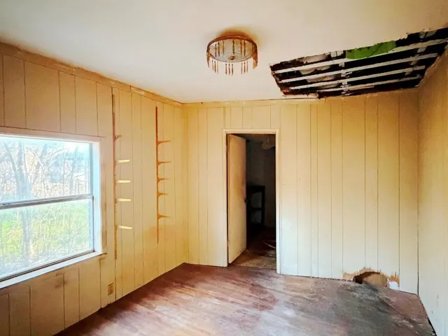 Photo 5 — 1412 Houston Street, Durant, OK 74701